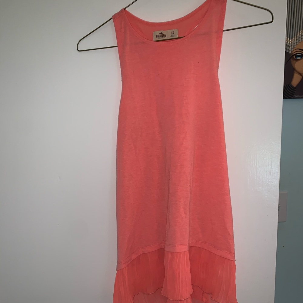 Hollister Tank